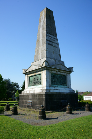 general Hoche Denkmal